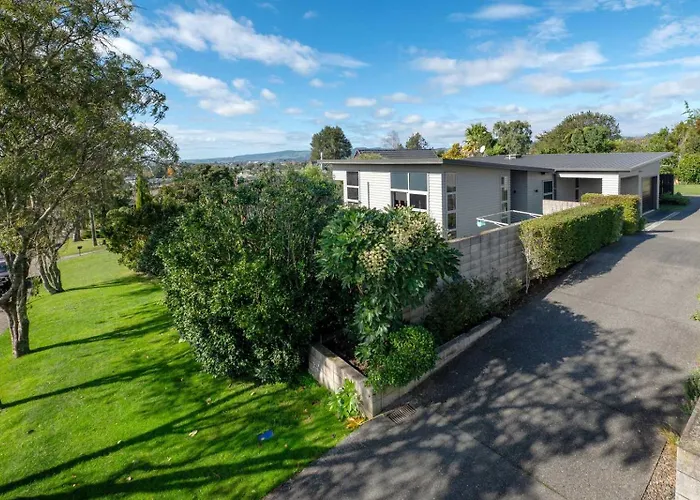 Kowhai Views - Stylish & Modern In Great Location Appartement